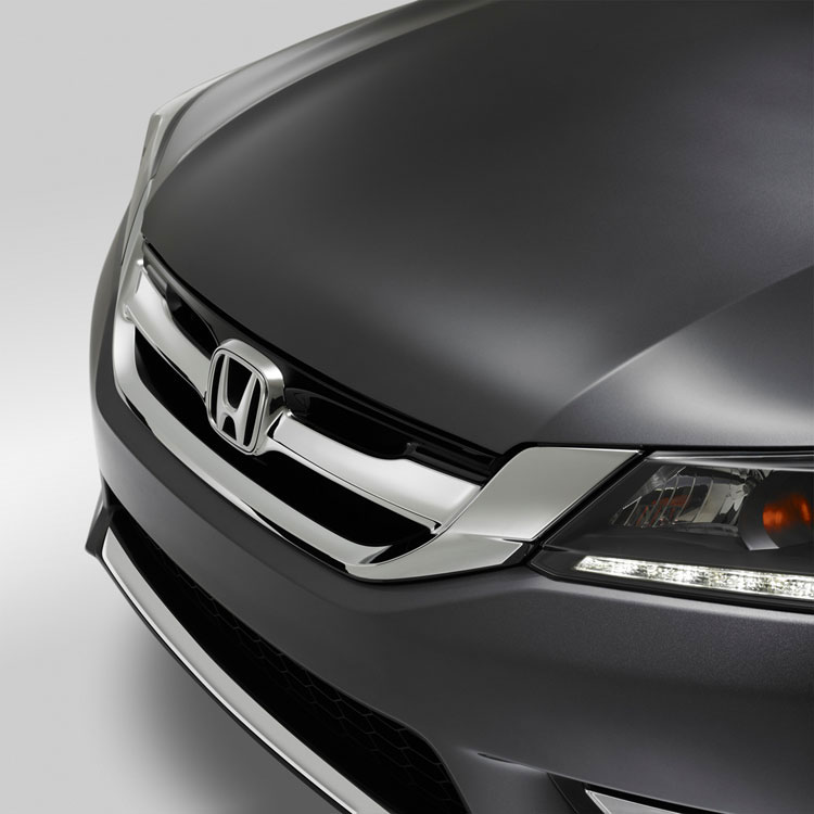 Решетка радиатора Honda Accord (08F21T2F600) Решетка радиатора Honda Accord (08F21T2F600)