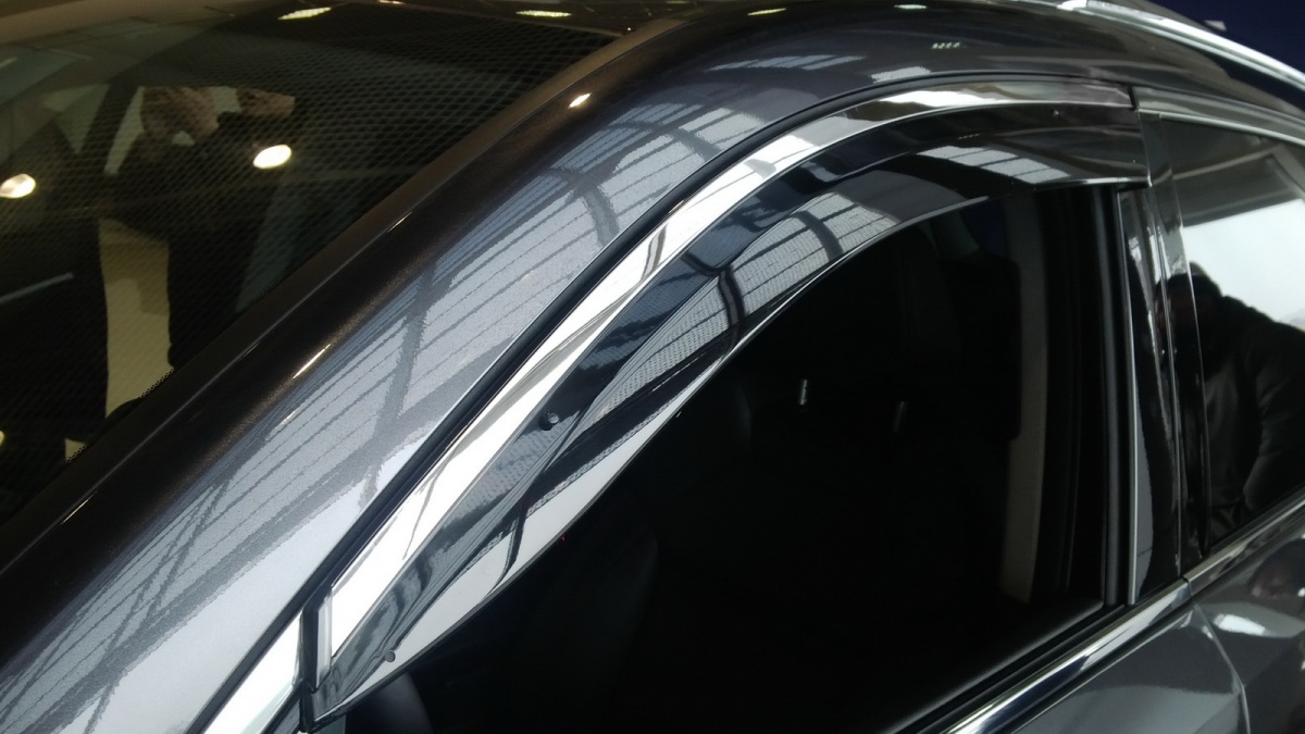 Оригинальные дефлекторы с молдингом из нержавеющей стали Acura MDX 3 Оригинальные дефлекторы с молдингом из нержавеющей стали Acura MDX 3