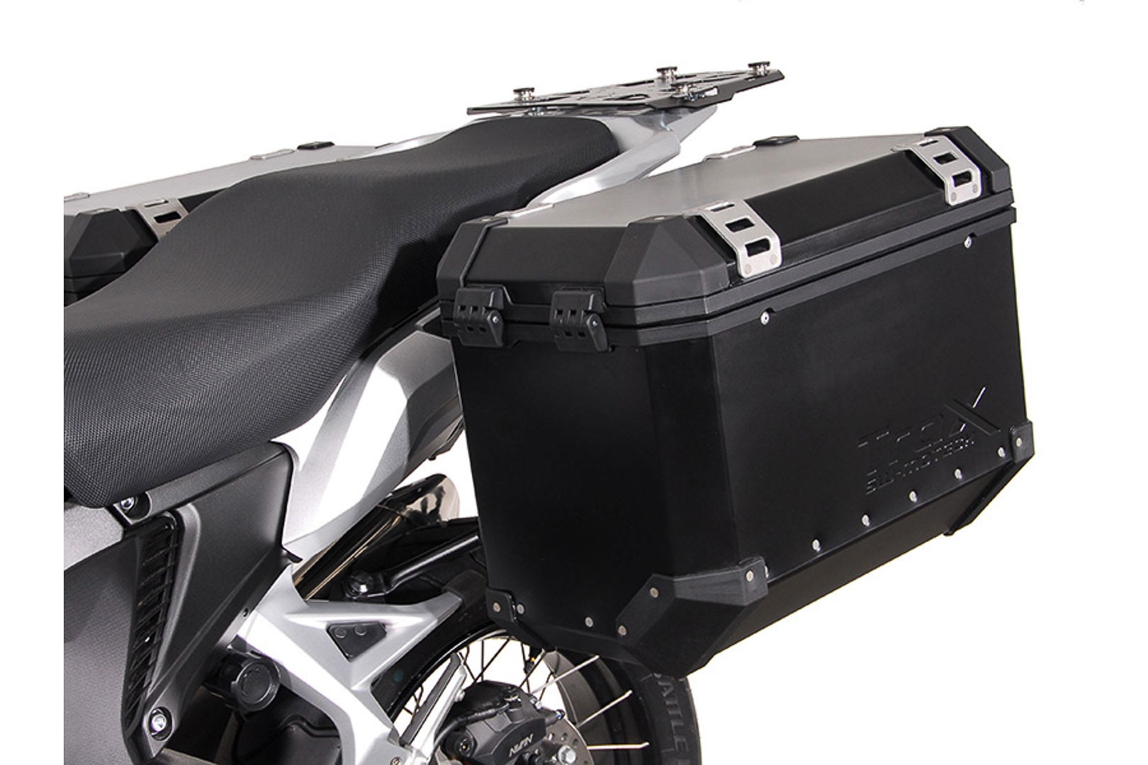 Комплект боковых алюминиевых чёрных кофров 45 л. и креплений SW-MOTECH для Honda VFR 1200 X Crosstourer Комплект боковых алюминиевых чёрных кофров 45 л. и креплений SW-MOTECH для Honda VFR 1200 X Crosstourer