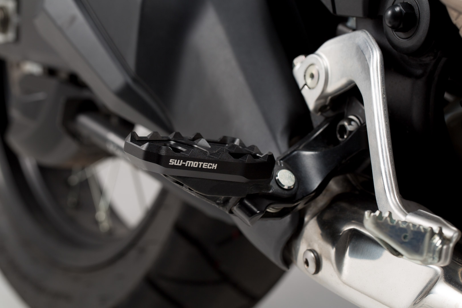 Расширитель боковой подножки GIVI \ Kappa для мотоцикла CRF1000L Africa ...