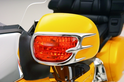 Хромированные накладки на зеркала (пара) для Honda GL1800 Gold Wing 52-628 Хромированные накладки на зеркала (пара) для Honda GL1800 Gold Wing 52-628