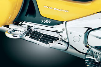 Хромированные накладки на крепления задних подножек (пара) для Honda GL1800 Gold Wing 7506 Хромированные накладки на крепления задних подножек (пара) для Honda GL1800 Gold Wing 7506