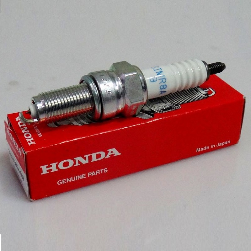 Оригинальная свеча зажигания SIMR8A9 для мотоциклов Honda Оригинальная свеча зажигания SIMR8A9 для мотоциклов Honda