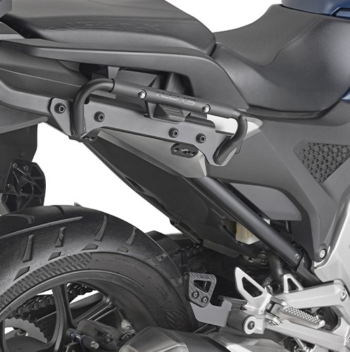 Крепление боковых кофров Givi для мотоциклов Honda Крепление боковых кофров Givi для мотоциклов Honda