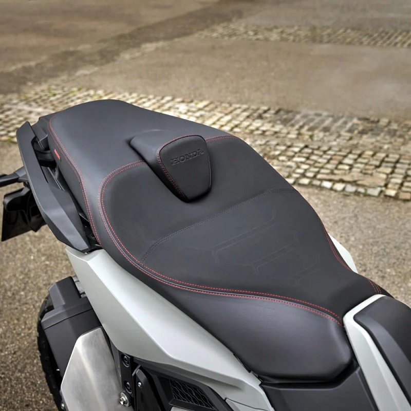 Оригинальное комфортное сиденье для Honda X-ADV (2021 - н.в.) Оригинальное комфортное сиденье для Honda X-ADV (2021 - н.в.)