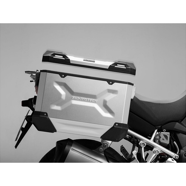 Боковой кофр SW-Motech TraX® ADVENTURE ALU-BOX 45L. Silver (левый) для мотоцикла Honda Боковой кофр SW-Motech TraX® ADVENTURE ALU-BOX 45L. Silver (левый) для мотоцикла Honda