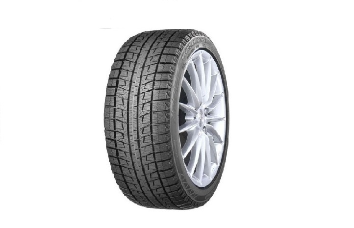 Bridgestone Blizzak SR02  Bridgestone Blizzak SR02