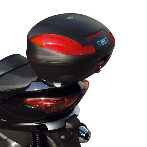 Центральный кофр GIVI Simply III 47л. Центральный кофр GIVI Simply III 47л.