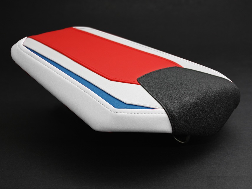 Чехол на сиденье LUIMOTO SP RACE (Passenger) для Honda CBR1000RR (12-16г.) Чехол на сиденье LUIMOTO SP RACE (Passenger) для Honda CBR1000RR (12-16г.)