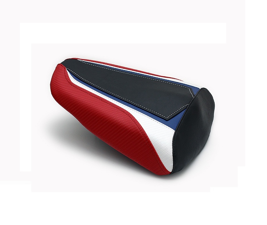 Чехол на сиденье LUIMOTO Tri-colour (Passenger) для Honda CBR300R (15-16г.) Чехол на сиденье LUIMOTO Tri-colour (Passenger) для Honda CBR300R (15-16г.)