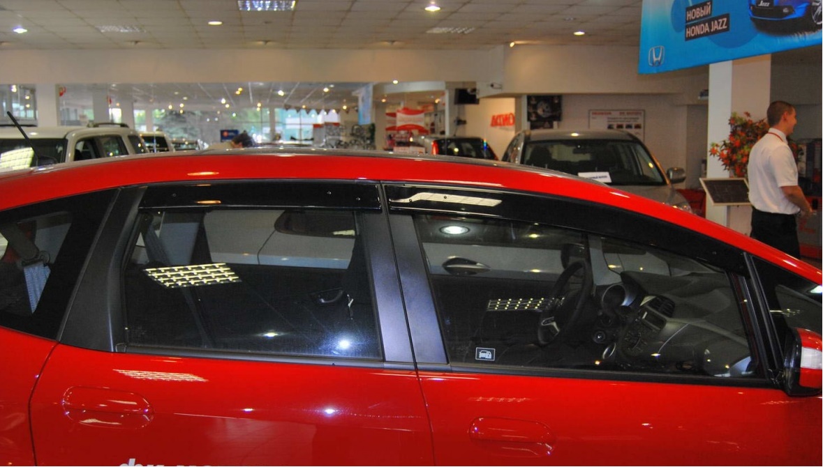 Дефлекторы оригинальные  Honda Jazz  Дефлекторы оригинальные  Honda Jazz