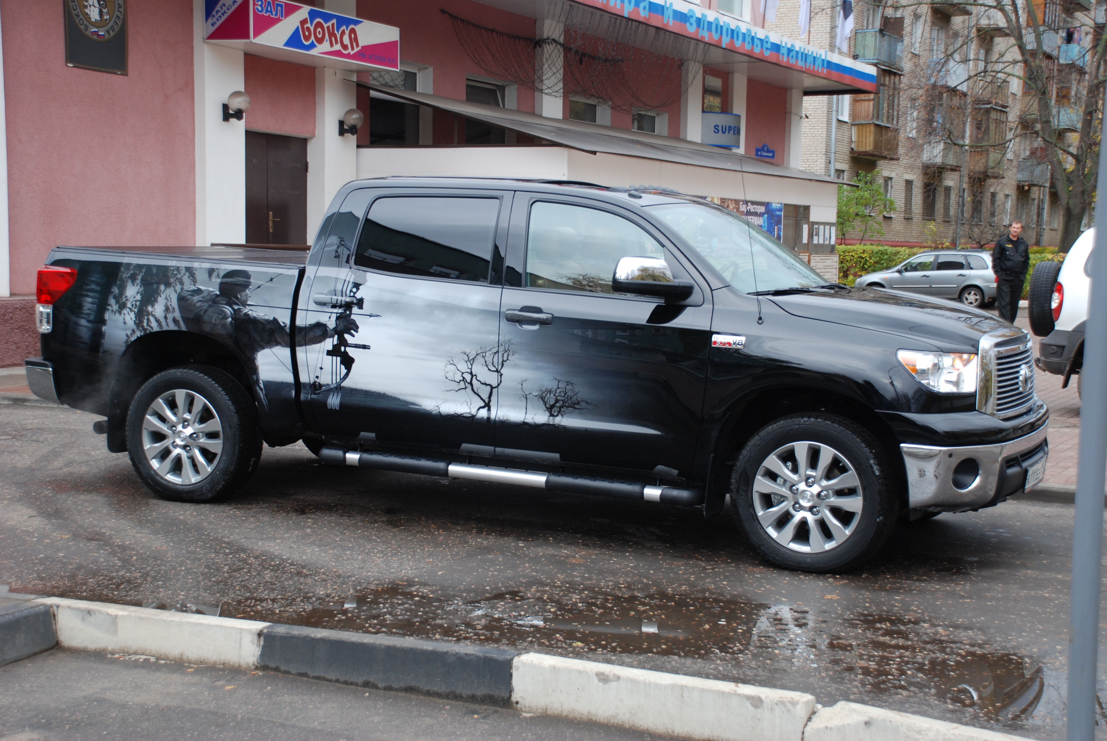 Аэрография Toyota Tundra  Аэрография Toyota Tundra
