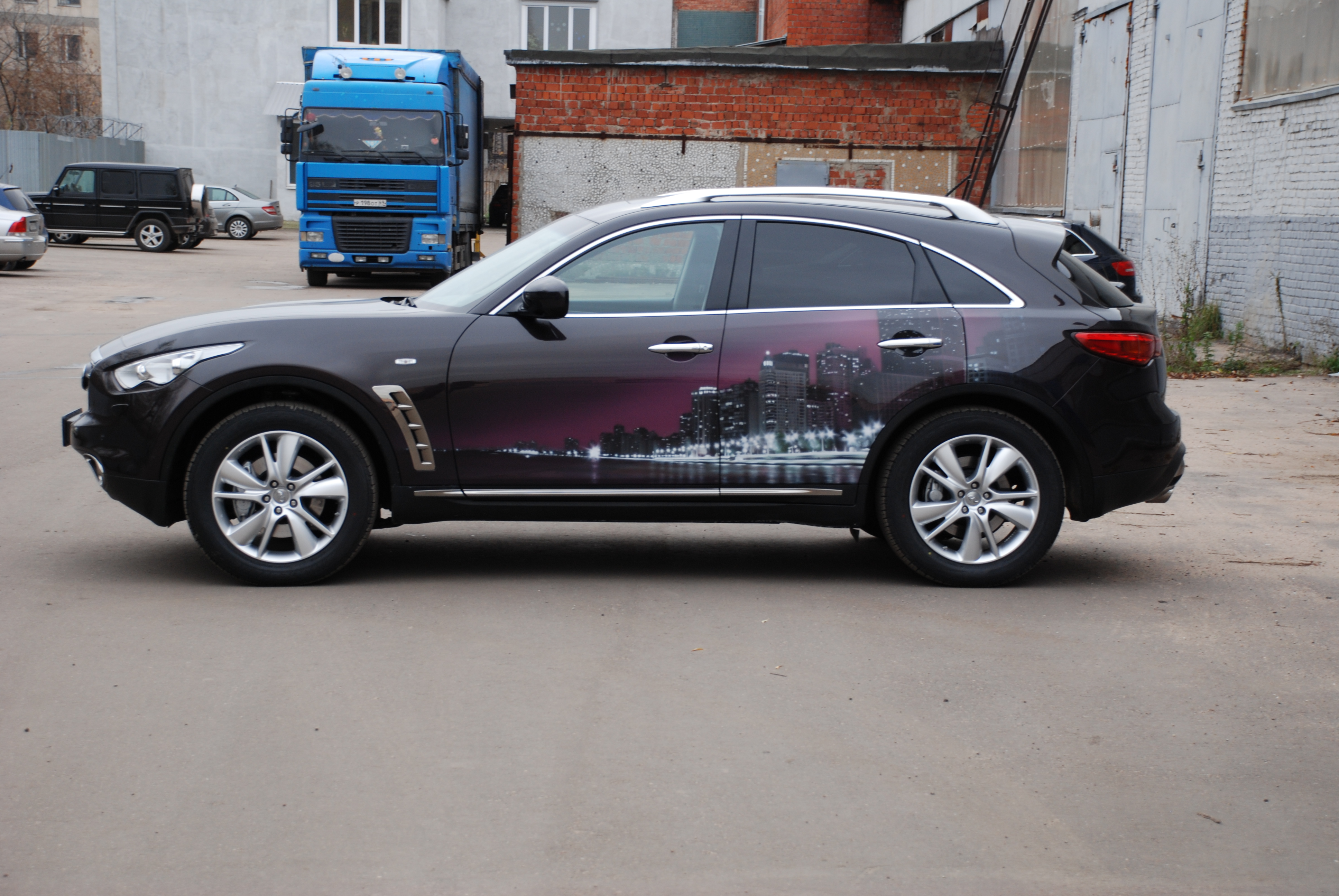 Аэрография Infiniti FX  Аэрография Infiniti FX