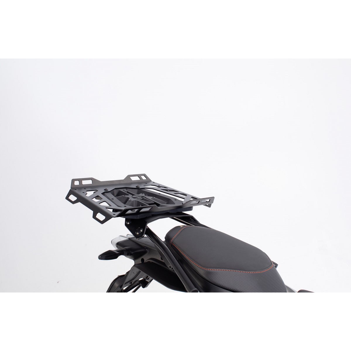 Расширитель 45x30 см для площадки SW-Motech STREET-RACK на мотоцикл Honda NC750X/XD (16-19), NC750S/SD (RC88) Расширитель 45x30 см для площадки SW-Motech STREET-RACK на мотоцикл Honda NC750X/XD (16-19), NC750S/SD (RC88)