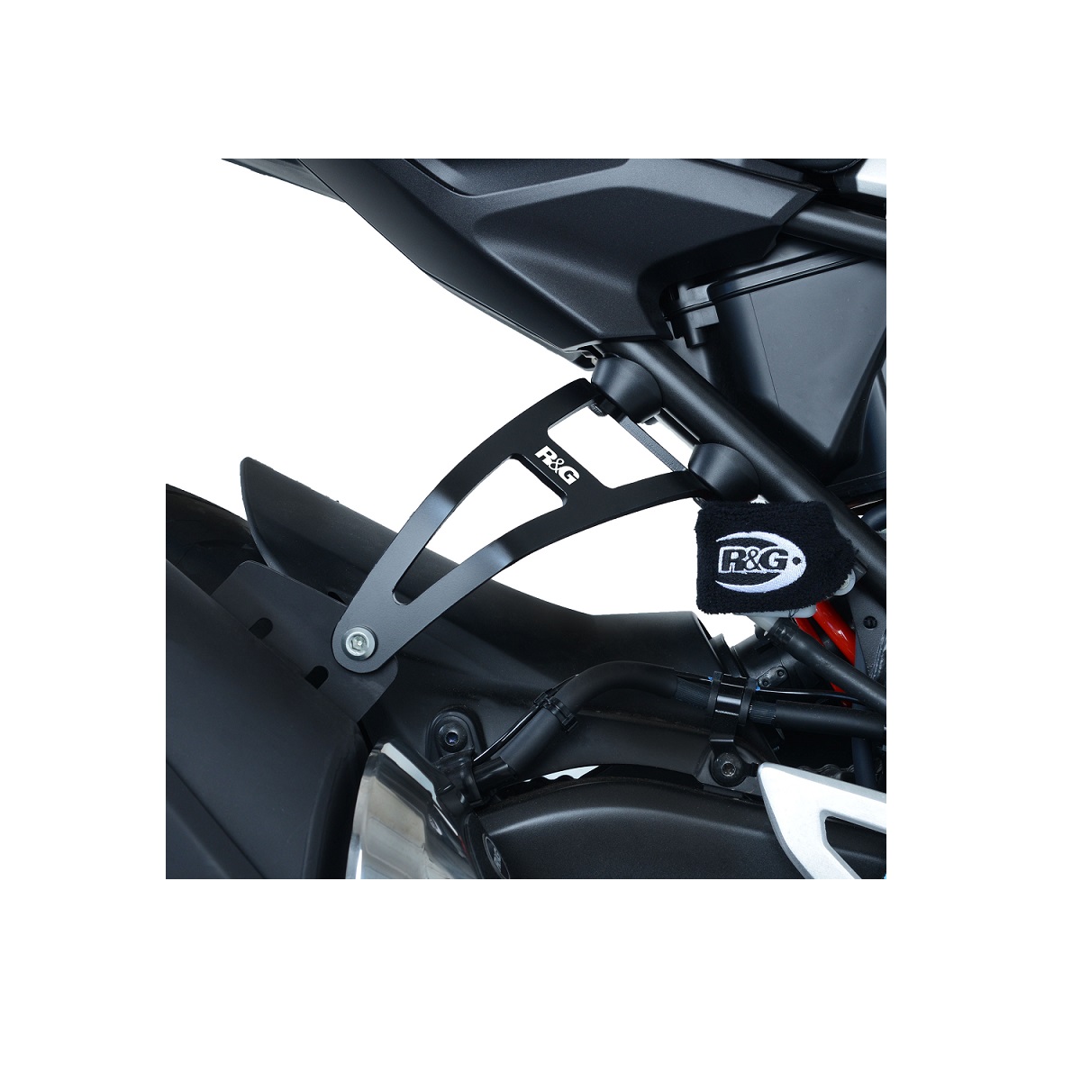 Кронштейн крепления глушителя и заглушка задней подножки R&G Racing на Honda CB300R '18- Кронштейн крепления глушителя и заглушка задней подножки R&G Racing на Honda CB300R '18-
