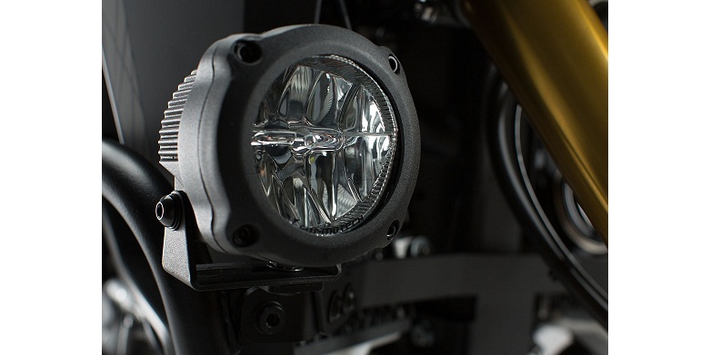 Крепления для установки противотуманных фар SW-Motech HAWK на раму мотоцикла Honda CRF1000L Africa Twin Крепления для установки противотуманных фар SW-Motech HAWK на раму мотоцикла Honda CRF1000L Africa Twin