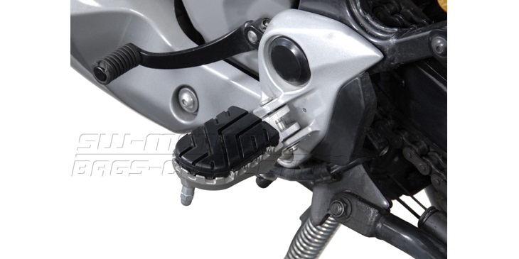 Комплект регулируемых подножек SW-Motech для мотоцикла Honda Комплект регулируемых подножек SW-Motech для мотоцикла Honda