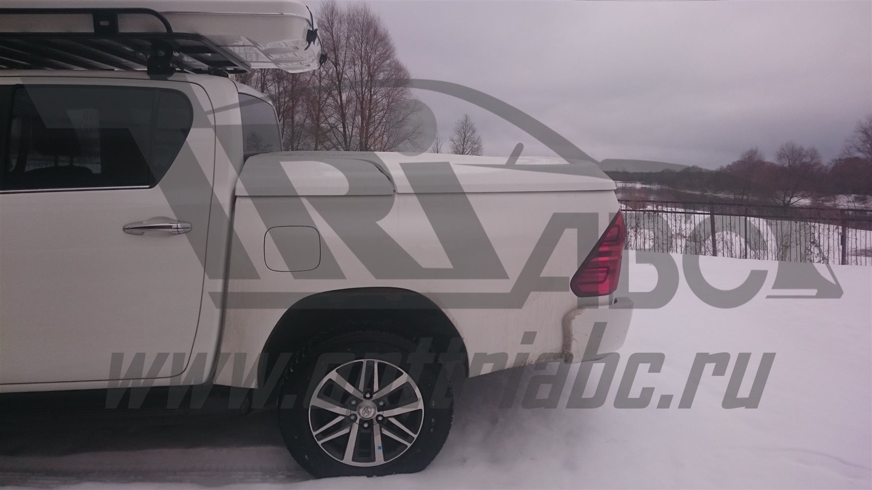 Крышка кузова для Toyota Hilux 2016 Крышка кузова для Toyota Hilux 2016