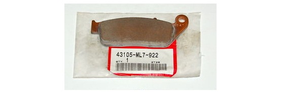 Оригинальная колодка тормозная задняя для мотоцикла HONDA 43105ML7922 (43105-ML7-922) Оригинальная колодка тормозная задняя для мотоцикла HONDA 43105ML7922 (43105-ML7-922)