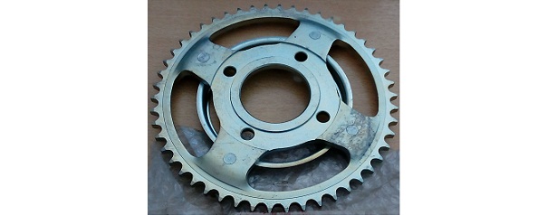 Оригинальная ведомая звезда HONDA 41200KAY600 (41200-KAY-600)  Оригинальная ведомая звезда HONDA 41200KAY600 (41200-KAY-600)