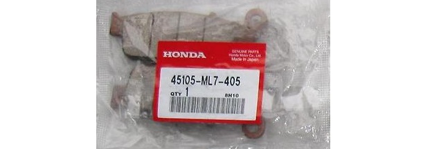 Оригинальные передние тормозные колодки для мотоцикла Honda 45105ML7405 (45105-ML7-405) Оригинальные передние тормозные колодки для мотоцикла Honda 45105ML7405 (45105-ML7-405)