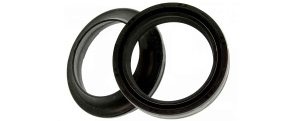 Оригинальный комплект сальник/пыльник для мотоцикла Honda 51490MERR61 (51490-MER-R61) 