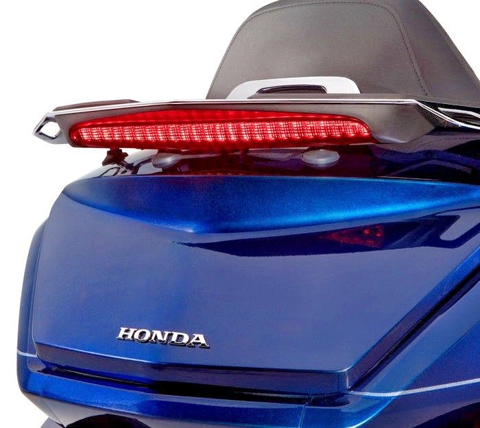 оригинальный светодиодный стоп-сигнал для Honda GL1800 Gold Wing (2018 - н.в.) оригинальный светодиодный стоп-сигнал для Honda GL1800 Gold Wing (2018 - н.в.)