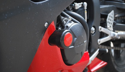 Слайдеры Crazy Iron для мотоцикла Honda CBR600RR 2007-2008 Слайдеры Crazy Iron для мотоцикла Honda CBR600RR 2007-2008