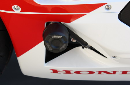 Слайдеры рамы GSG-Mototechnik для Honda CBR600RR (2013 - н.в.) Слайдеры рамы GSG-Mototechnik для Honda CBR600RR (2013 - н.в.)