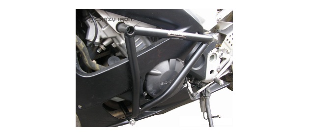 Защитные дуги + слайдеры Crazy Iron для мотоцикла Honda CBR929RR FireBlade Защитные дуги + слайдеры Crazy Iron для мотоцикла Honda CBR929RR FireBlade