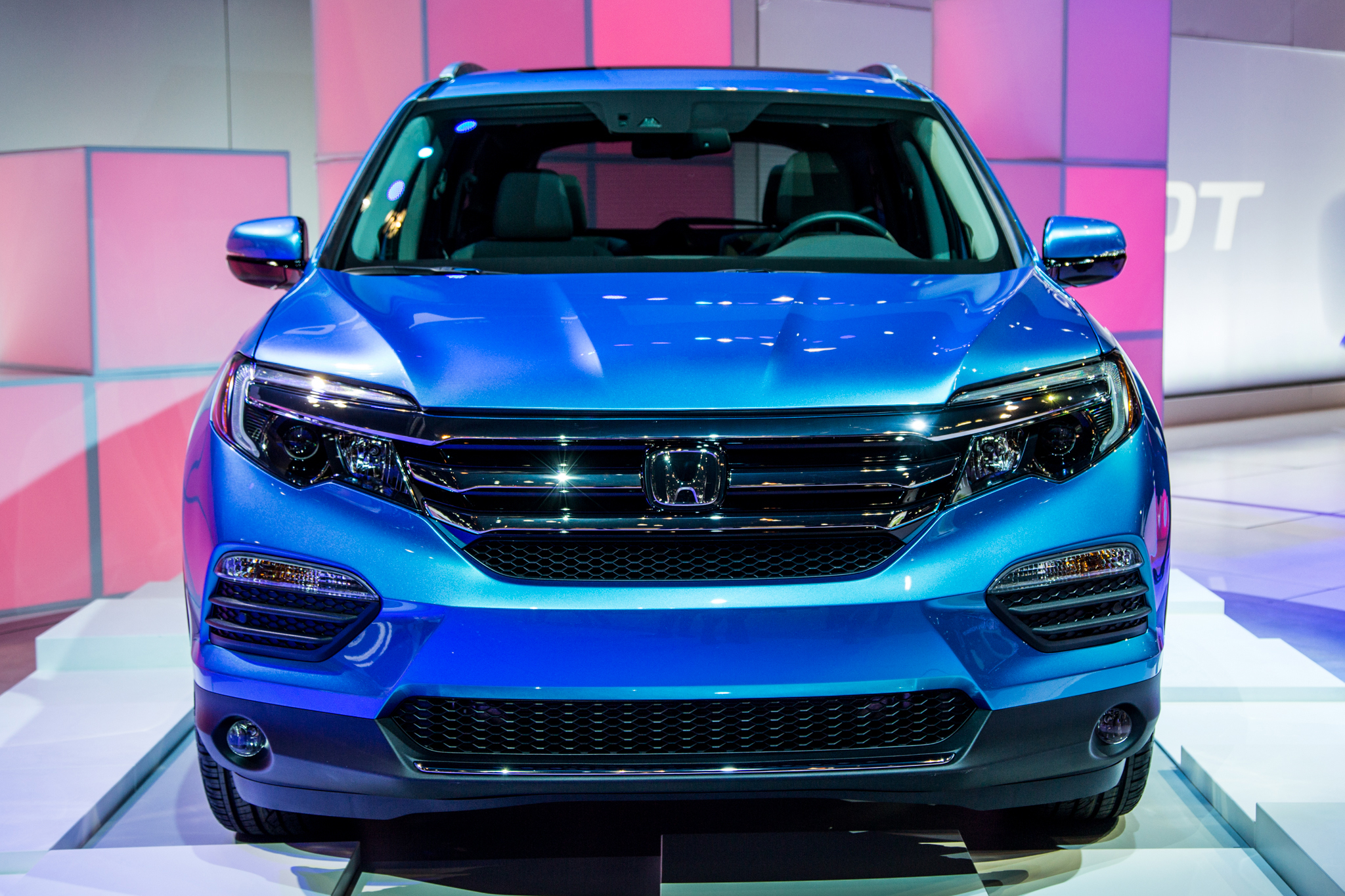 На автомобильном рынке США скоро появится в продаже новый Honda Pilot На автомобильном рынке США скоро появится в продаже новый Honda Pilot