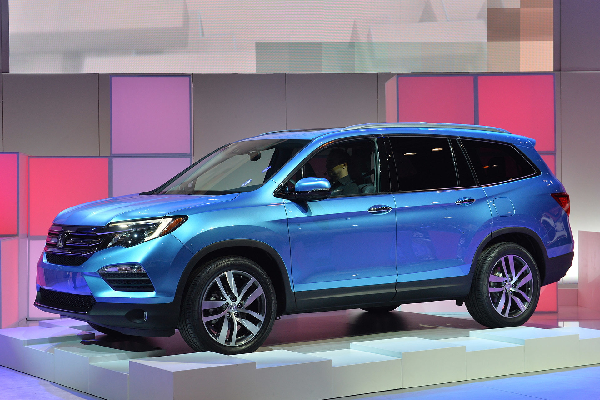 Новая Honda Pilot скоро будет в России Новая Honda Pilot скоро будет в России