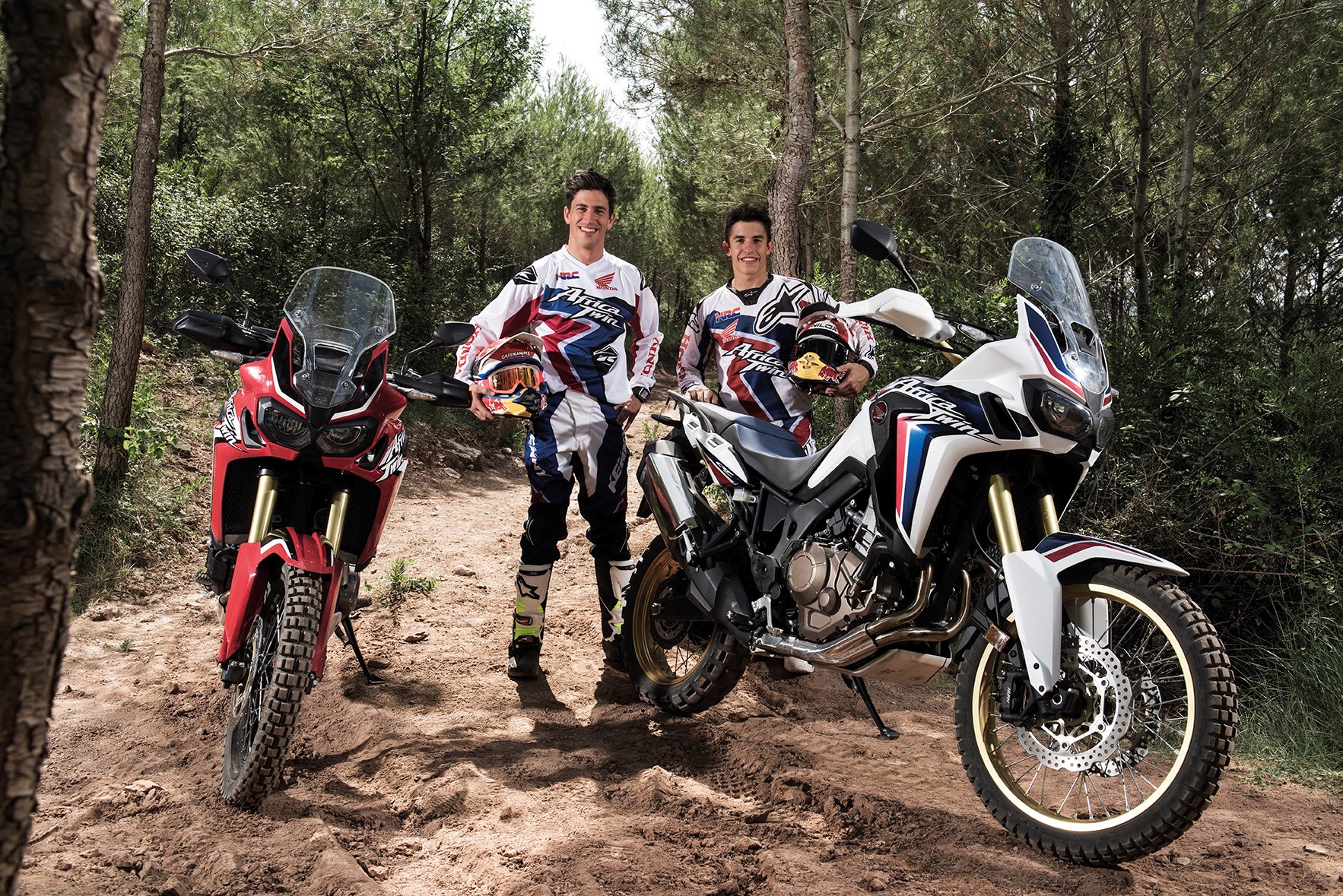 Барреда и Маркес испытали в действии новый Honda CRF1000L Africa Twin Барреда и Маркес испытали в действии новый Honda CRF1000L Africa Twin