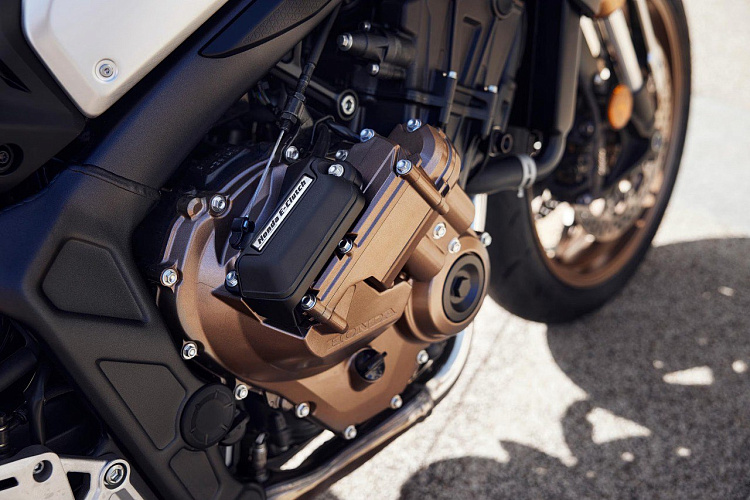 Honda E-Clutch: Инновация в управлении мотоциклом! Honda E-Clutch: Инновация в управлении мотоциклом!