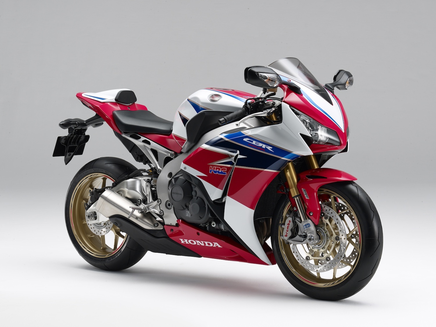 Honda Выпустила CBR1000RR в двух спецверсиях