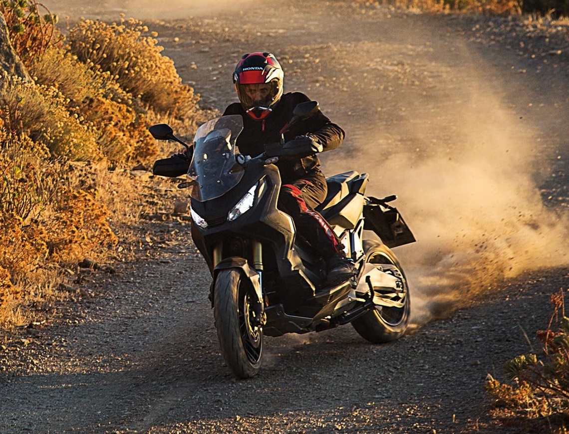 Renato Zocchi на Honda X-ADV занял первое место в гонке на Гибралтаре 2019