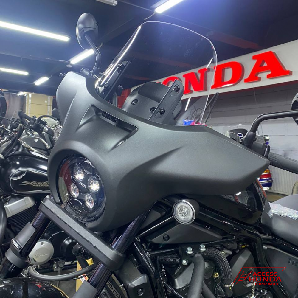 Оригинальный обтекатель фары Honda Batwing для мотоцикла CMX1100 Rebel (2021 - 2026) Оригинальный обтекатель фары Honda Batwing для мотоцикла CMX1100 Rebel (2021 - 2026)
