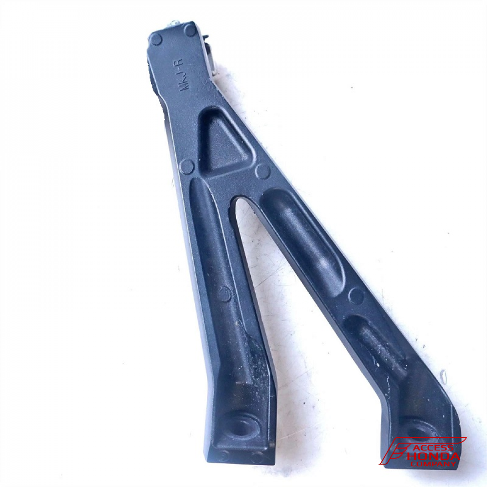 Оригинальный кронштейн правой пассажирской подножки для мотоциклов Honda Оригинальный кронштейн правой пассажирской подножки для мотоциклов Honda