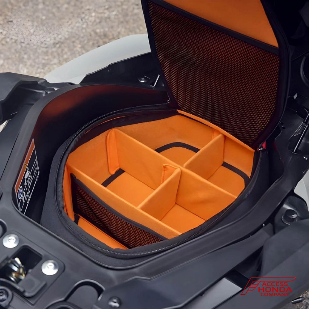 Оригинальный органайзер багажника для Honda NC750X (2025 - н.в.) Оригинальный органайзер багажника для Honda NC750X (2025 - н.в.)