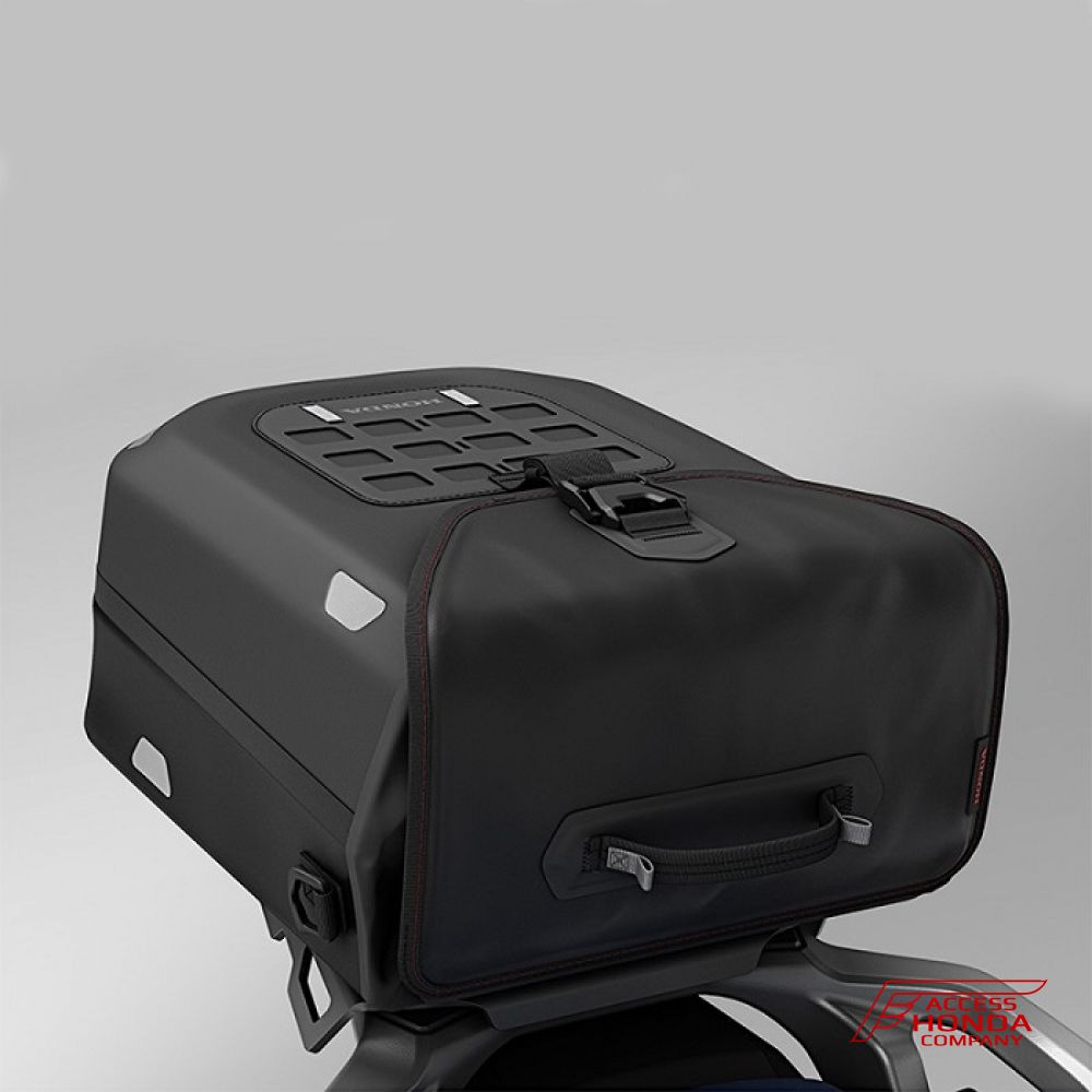 Оригинальная сумка 26л и крепление для Honda XL750 Transalp (2023 - н.в.) Оригинальная сумка 26л и крепление для Honda XL750 Transalp (2023 - н.в.)