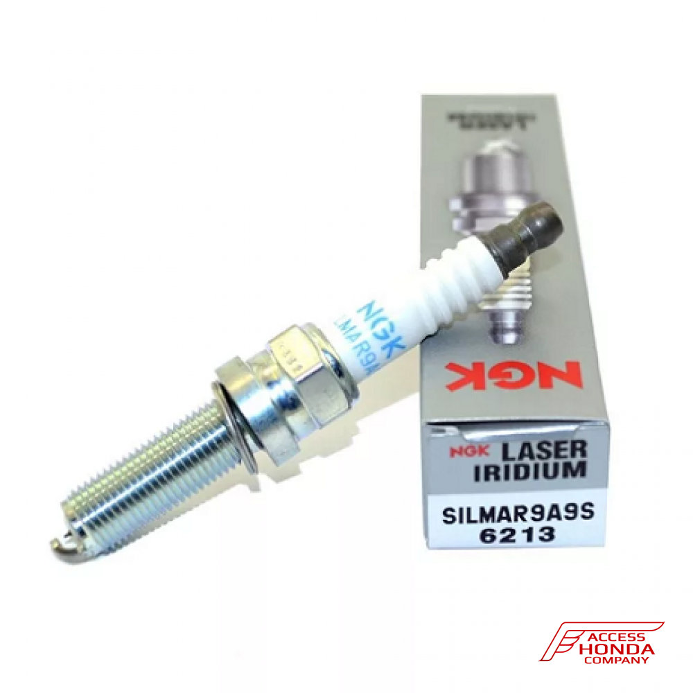 Свеча зажигания NGK SILMAR9A9S для мотоциклов Honda Свеча зажигания NGK SILMAR9A9S для мотоциклов Honda