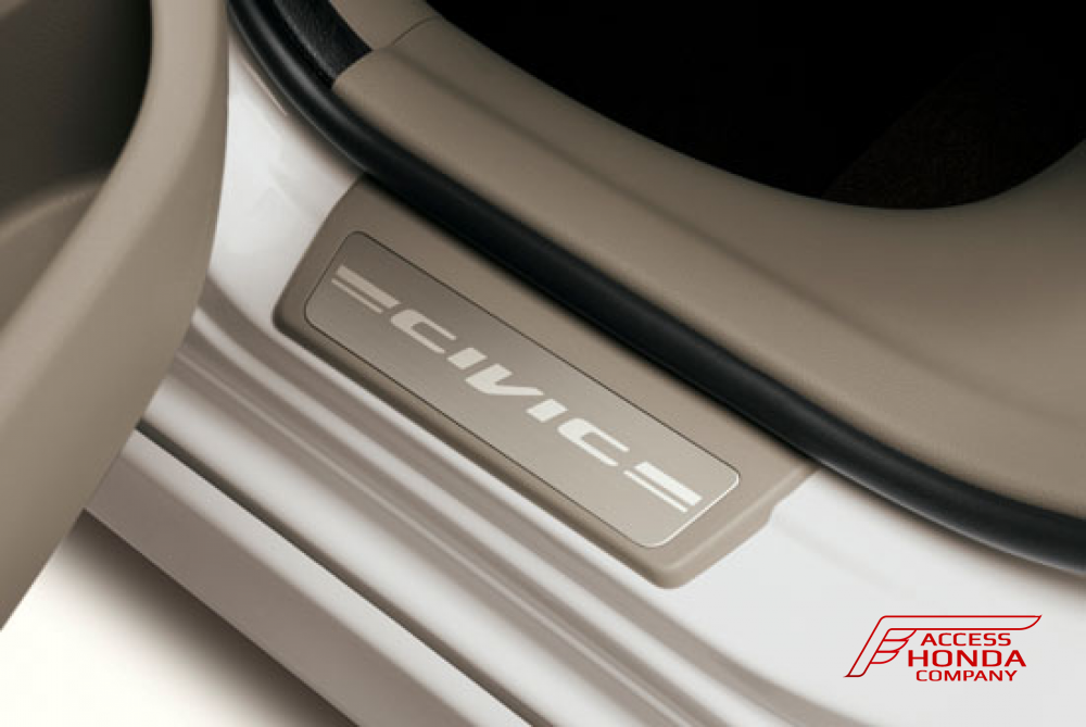 Накладки на пороги для Honda Civic IX 4D (2012+)