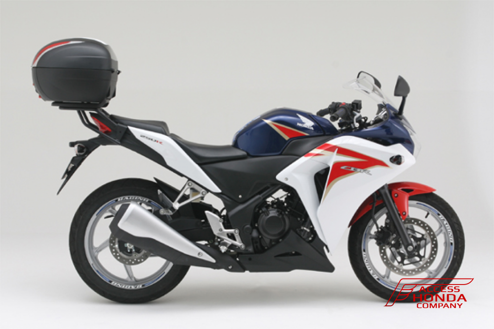 Крепеж центрального кофра Givi / Kappa для мотоцикла Honda CBR300R / CBR250R / CBR150R / CBR125R