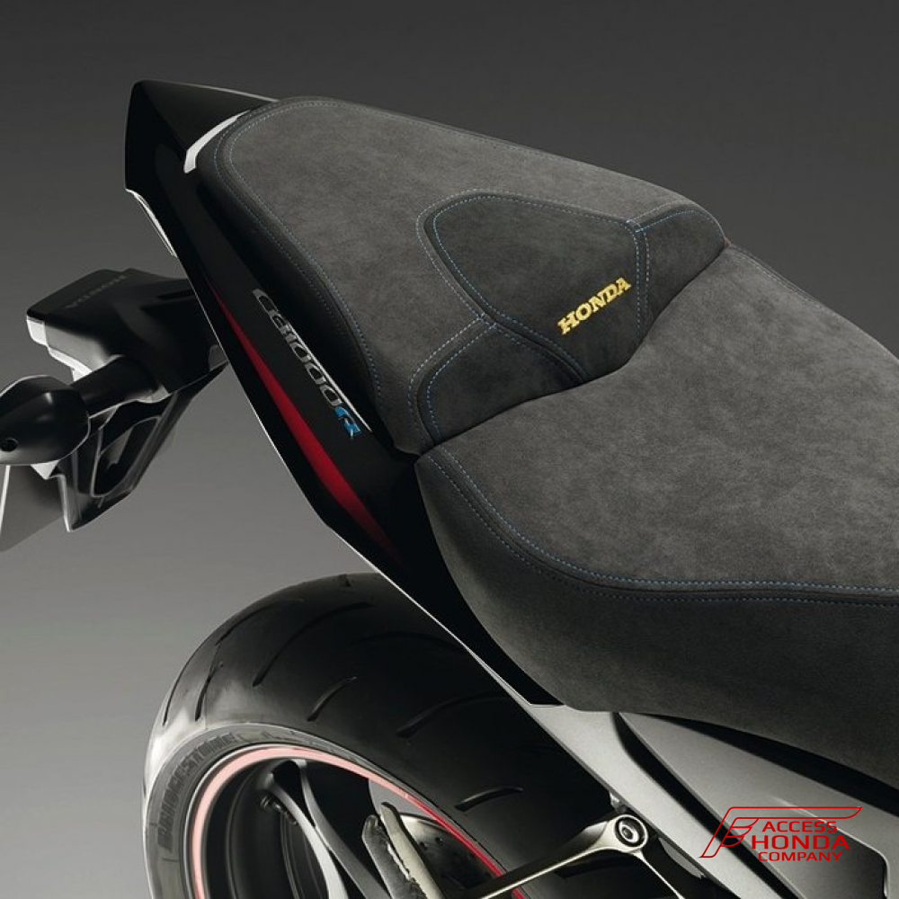 Оригинальное пассажирское сиденье из алькантары для мотоцикла Honda CB1000R/RA '08-'15 08F82MFN810A (08F82-MFN-810A)