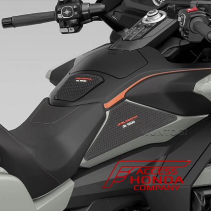 Боковые наклейки на бак мотоцикла Honda GL1800 2018-2022