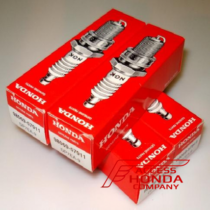 Оригинальная свеча зажигания HONDA (DP7EA-9) 9806957911 (98069-57911)    